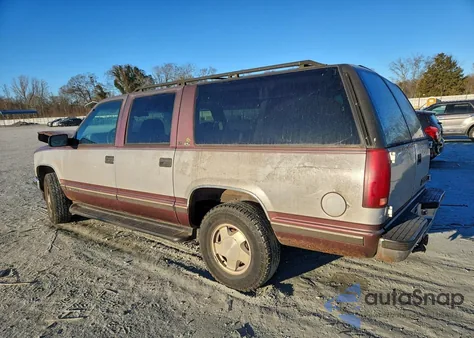 1996 Chevrolet Suburban K1500 z USA, uszkodzony, nr VIN 1GNFK16RXTJ370197